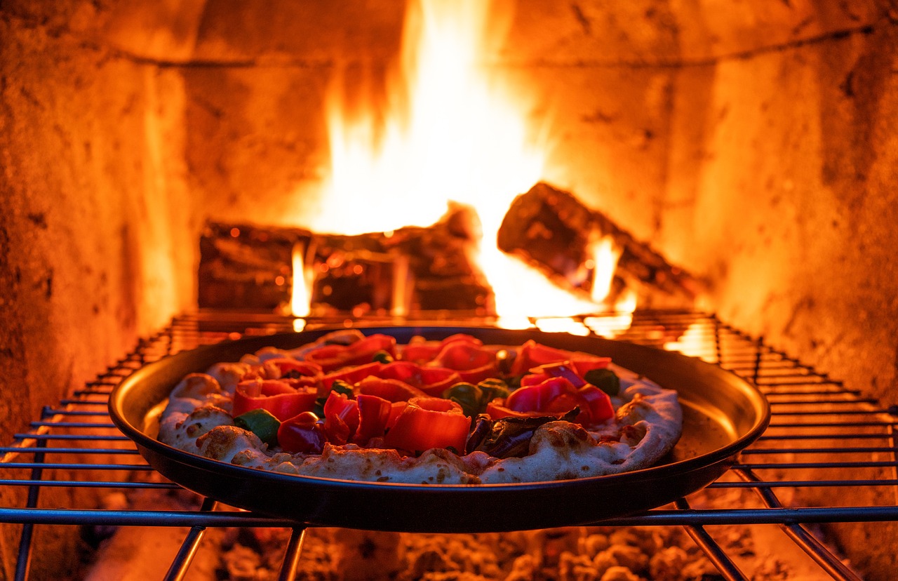 Wyrafinowany Smak Kuchni Toskańskiej: Przepis na Pizzę z Figami i Prosciutto